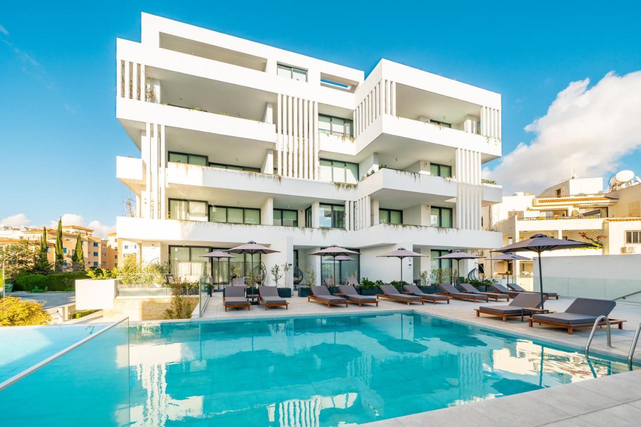 Downtown Park Aparthotel Paphos Exterior photo